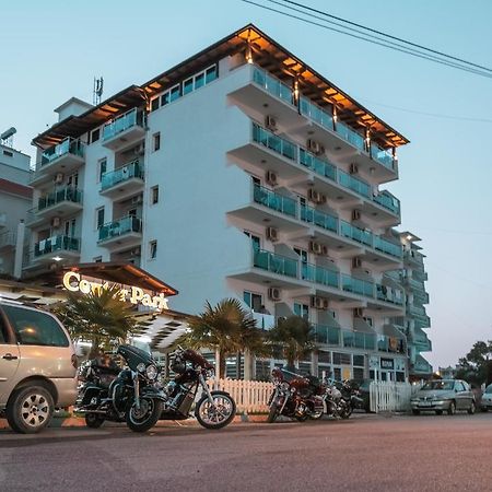 Center Park Hotel Velipoje Ngoại thất bức ảnh