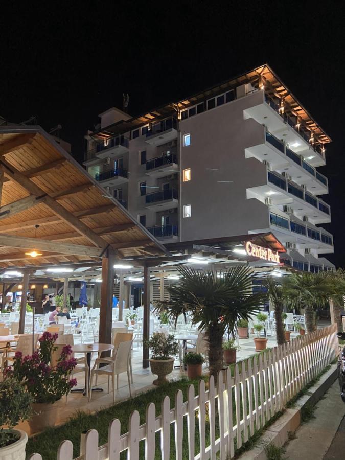 Center Park Hotel Velipoje Ngoại thất bức ảnh
