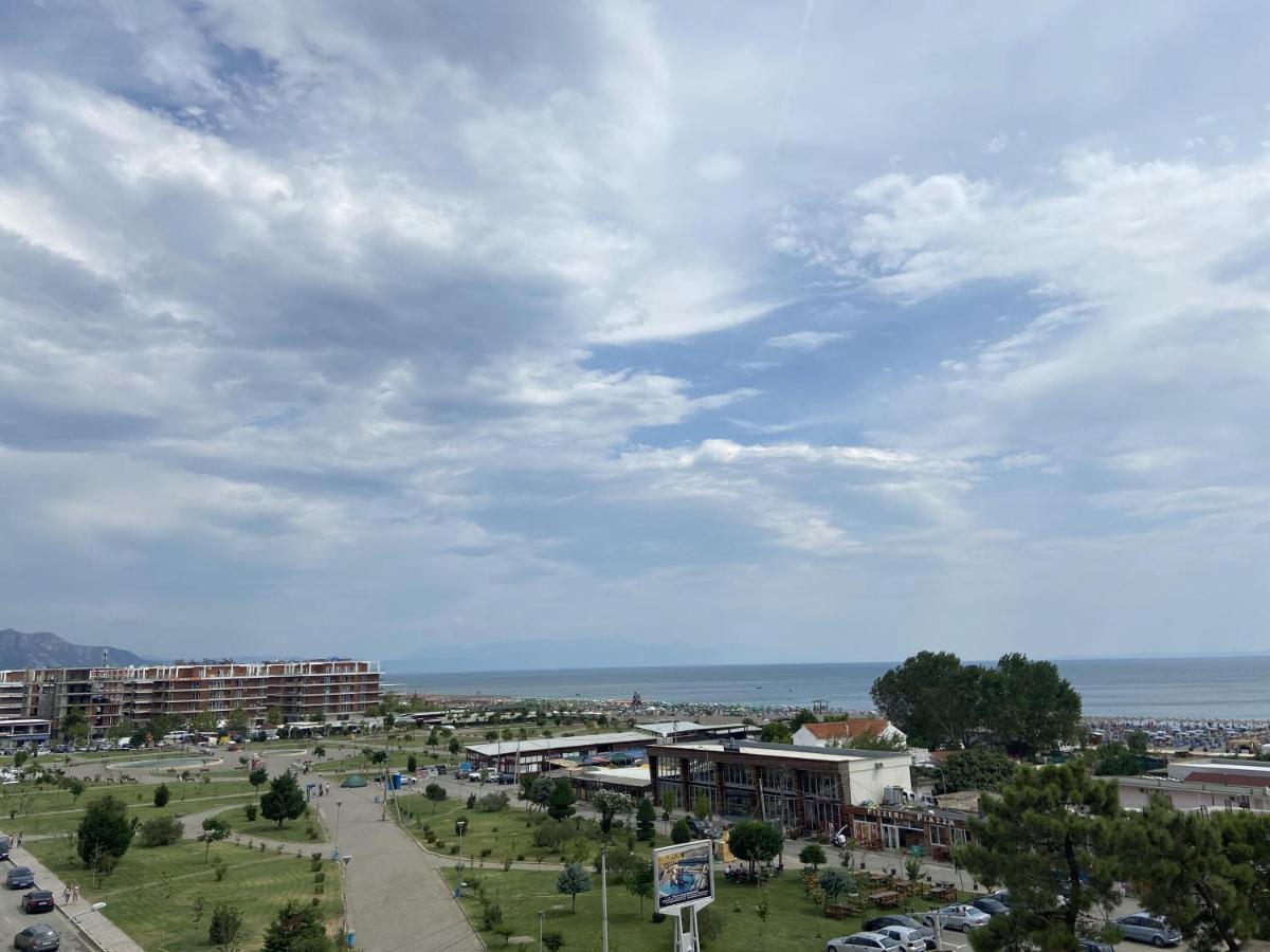 Center Park Hotel Velipoje Ngoại thất bức ảnh