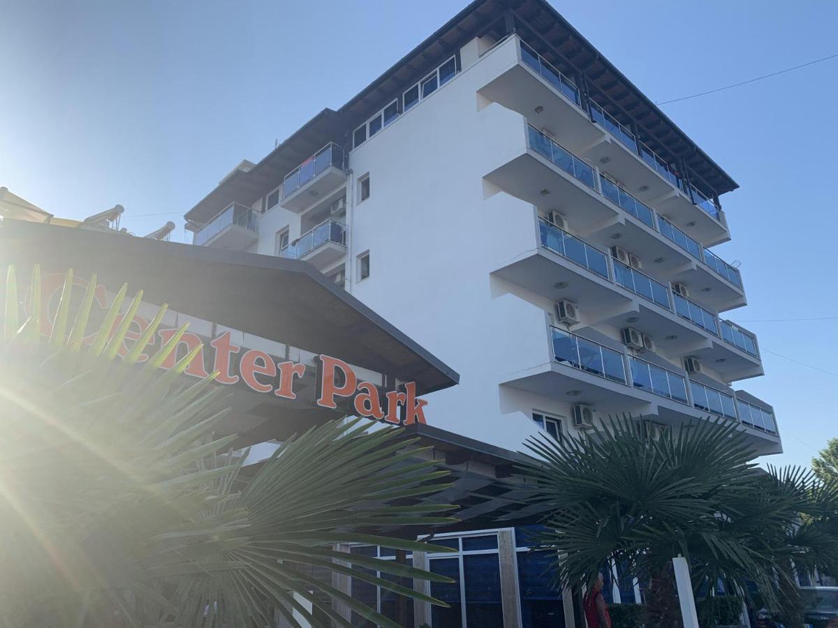 Center Park Hotel Velipoje Ngoại thất bức ảnh
